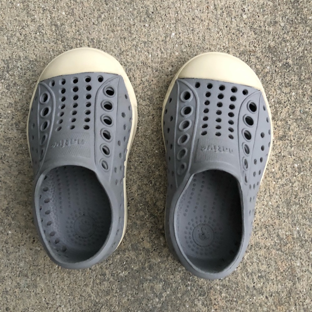 Gray Natives